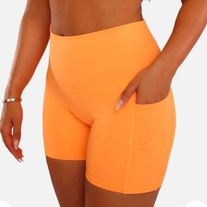 NWT Moana Smile Club pocket shorts size large